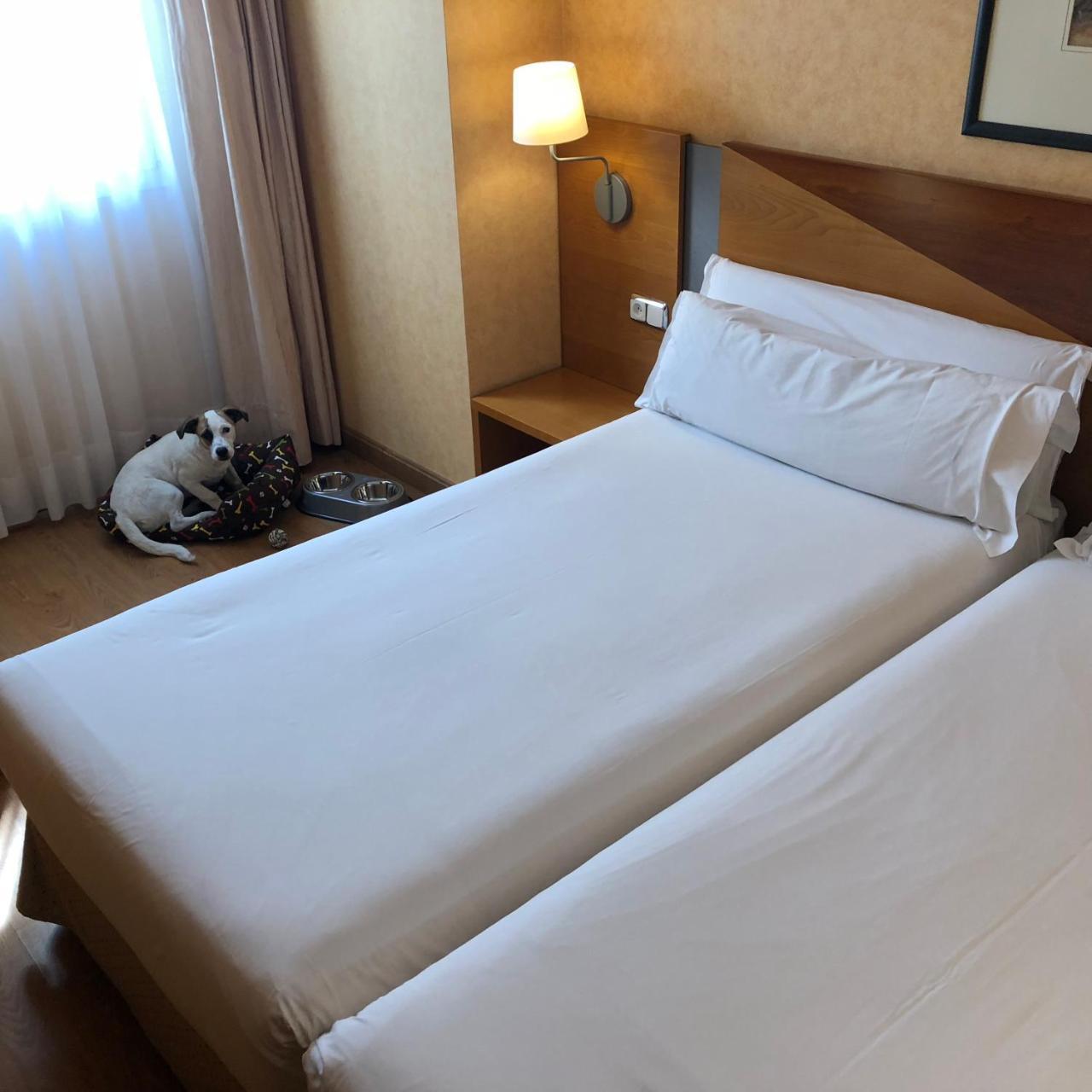 Oca Villa de Avilés Hotel Kültér fotó